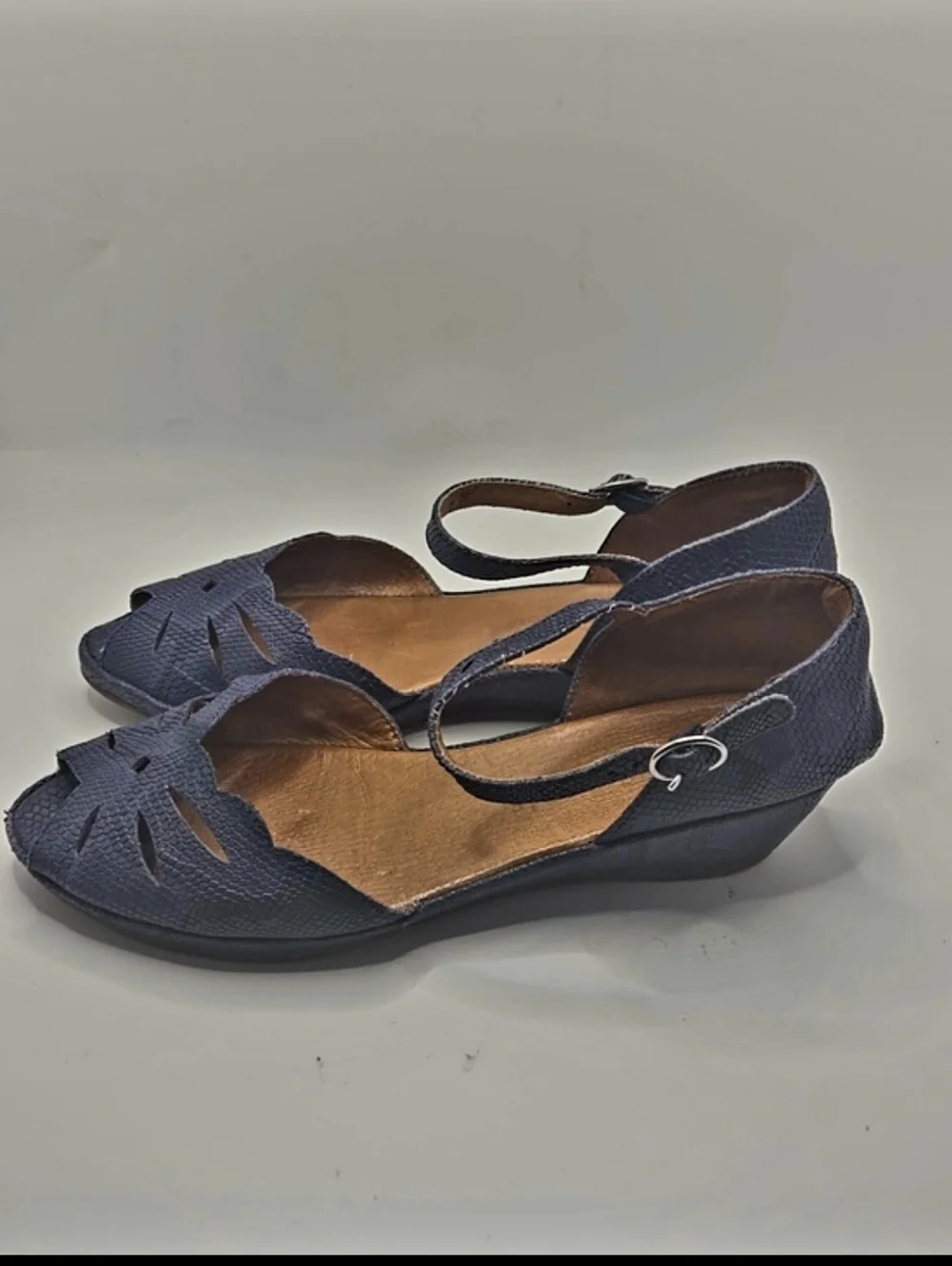 Gentle Souls by Kenneth Cole 'Lily Moon' Blue Wedges Sz 6.5 Cottagecore Boho‎